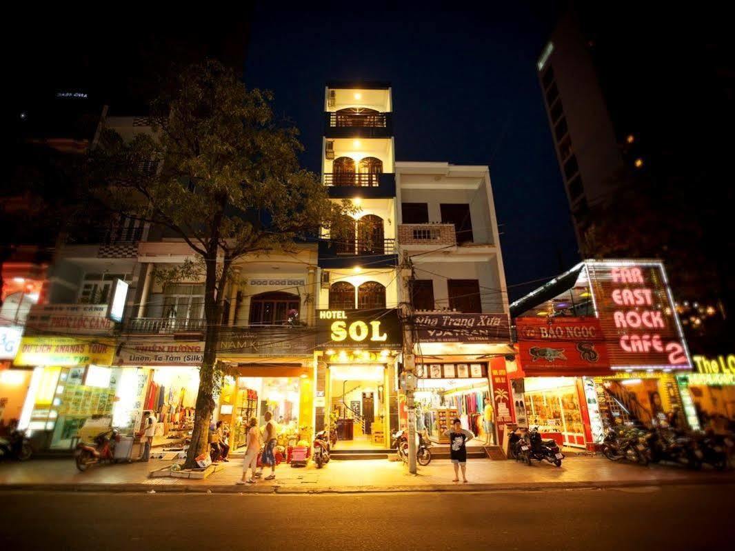 Hotel Sol Nha Trang Buitenkant foto